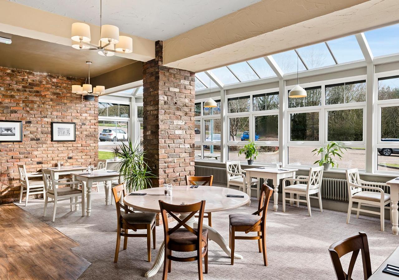 Dragonfly Hotel Peterborough Exterior photo